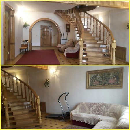 Guli Hotel Gori Buitenkant foto